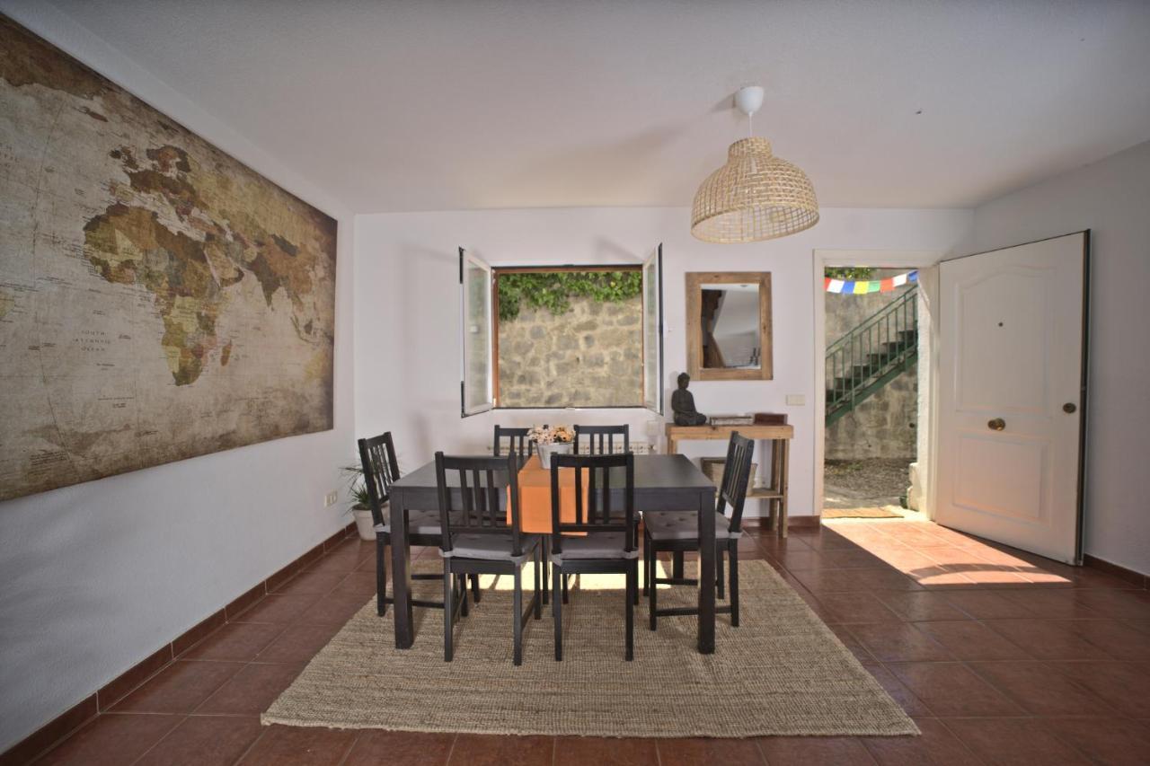 Casa Con Jardin, 4 Habitaciones Y Mucho Encanto En Cercedilla Luaran gambar
